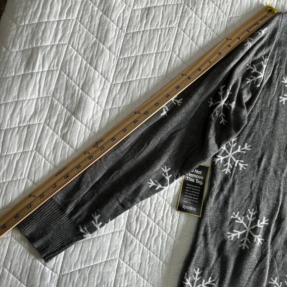 Tipsy Elves Women’s Gray Sequined Snowman Snow Day Christmas Sweater Size L New - Picture 14 of 14